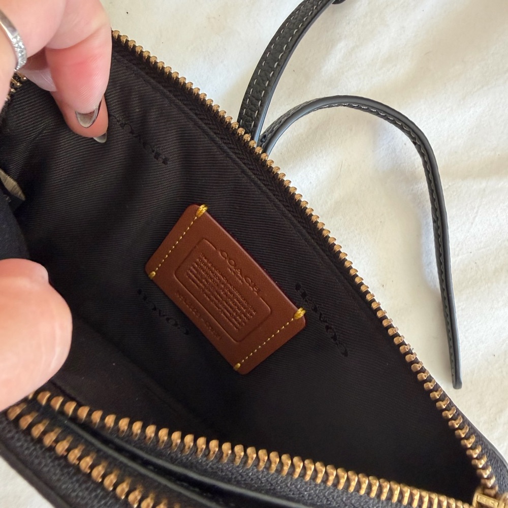Coach Black Pebbled Leather Crossbody with Gold C Hardware - Picture 5 of 6